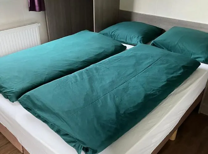 De Elina - Comfortable For A Relaxing